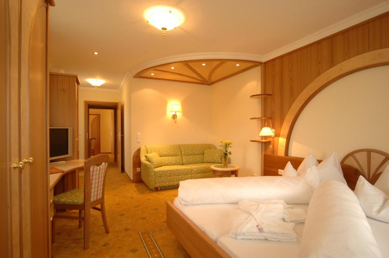 Hotel Neuwirt Ramsau am Dachstein Room photo